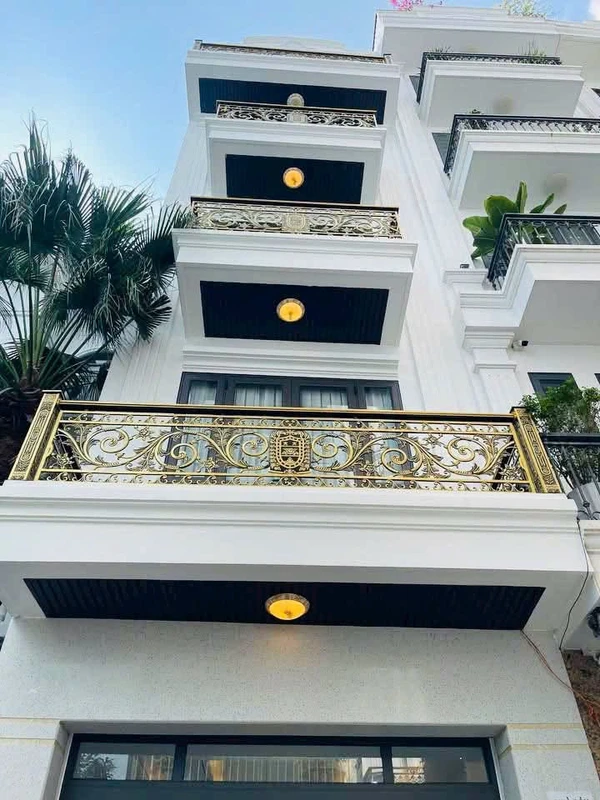 Bán nhà 5 tầng 68m2 thang máy Hải Phòng 8,38 tỷ