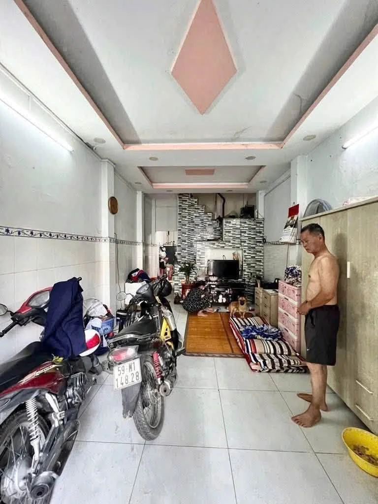 Bán nhà 2 tầng 45m2 đường Tỉnh Lộ 10 gần chợ Bà Hom, Bình Tân, giá 2,75 tỷ - Ảnh thu nhỏ 2