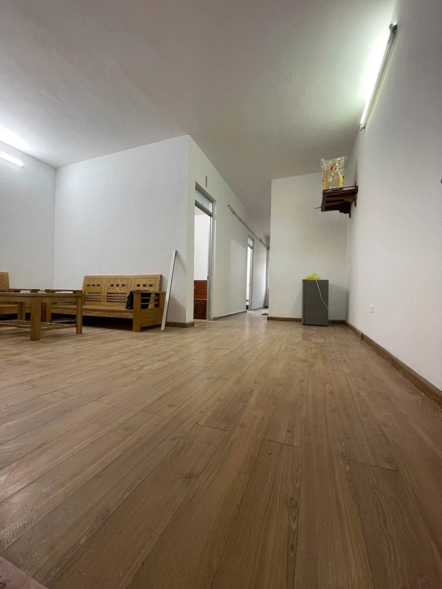 Bán căn hộ Phú Sơn 60m2, 2 phòng ngủ, 900 triệu - Ảnh 1