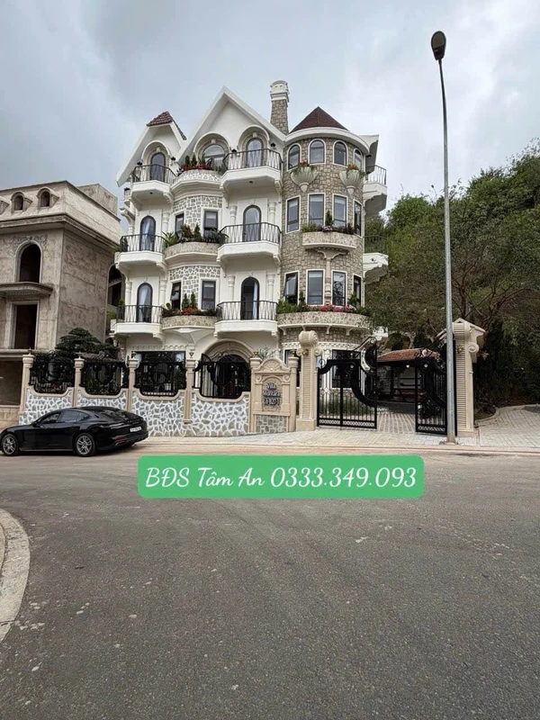 Bán villa cao cấp 7PN 241m² Đà Lạt, giá 22,5 tỷ