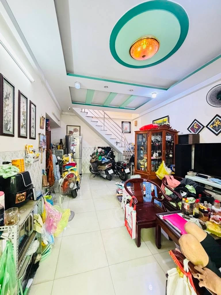 Bán nhà 2 tầng 76m2 ngang lớn gần mặt tiền Trần Bình Trọng, Bình Thạnh, 5.2 tỷ - Ảnh thu nhỏ 2