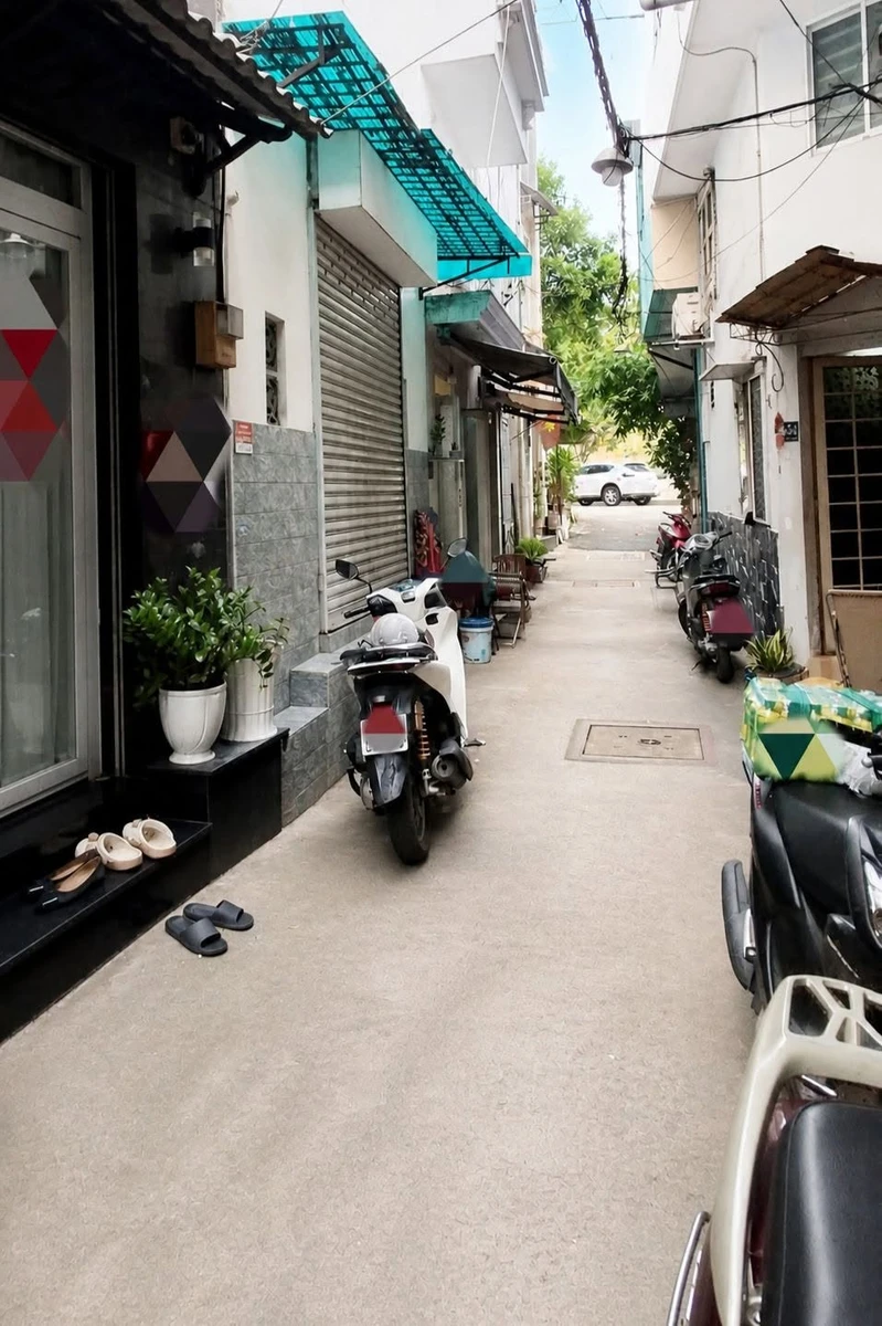 Bán nhà phố Trường Sa 65m2 9 phòng ngủ 6 tỷ - Ảnh 1