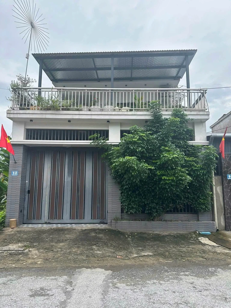 Bán nhà mặt đường Hoàng Văn Bá, TP Vinh, 110m² 3PN 2WC - Ảnh 1