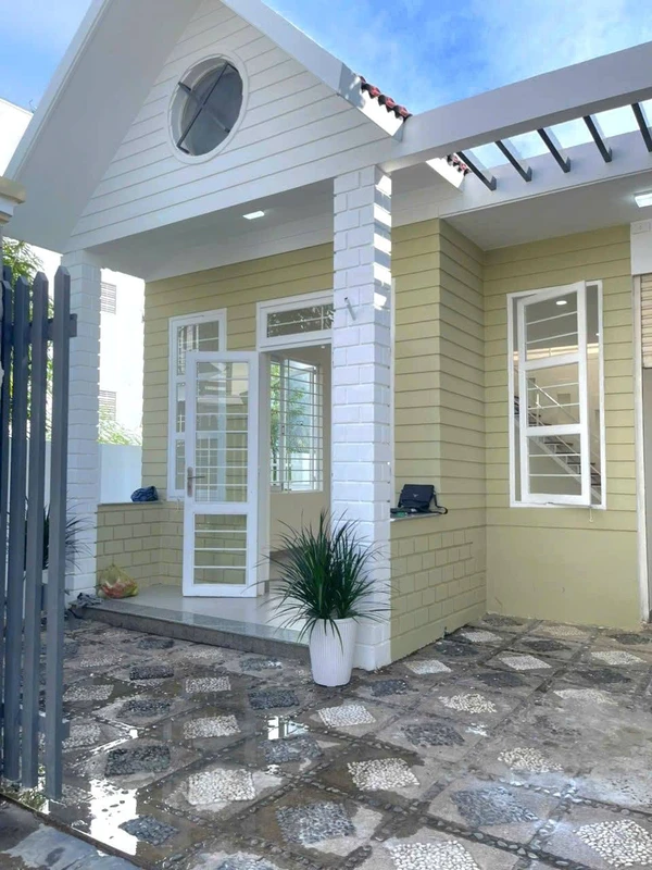 Bán nhà 3PN 155,6m2 đường Xóm Chiếu, Phường Tây Nha Trang, giá 4,95 tỷ