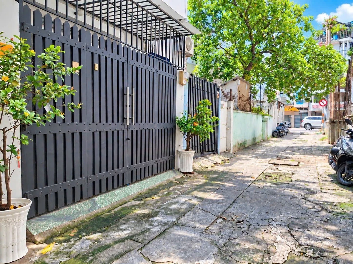 Bán nhà 4 tầng 75m² 4PN Bàu Cát 6 tỷ - Ảnh 1