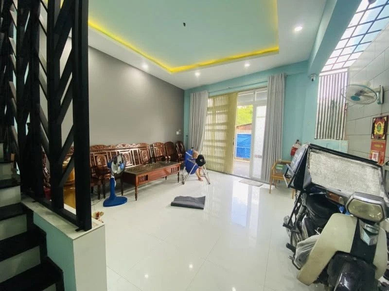 Bán nhà 3 tầng 63m² đường 23, Bình Trưng Tây, Quận 2 - 7.48 tỷ - Ảnh thu nhỏ 2