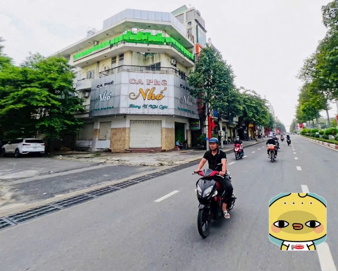 Bán nhà 3 tầng góc 3 mặt tiền đường Đồng Khởi, Phường Tam Hiệp, Đồng Nai, 200m2 - Ảnh 1