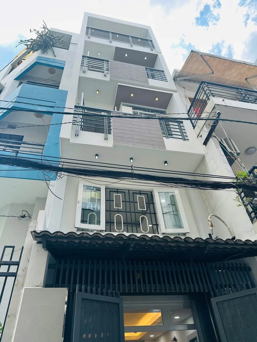 Bán nhà mặt tiền Ngô Quyền Q10, 40m2, 3PN, 9 tỷ 50 - Ảnh 1