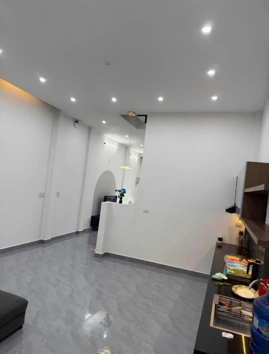 Bán nhà 3 tầng mặt tiền Nha Trang 71m2, giá 7.7 tỉ - Ảnh thu nhỏ 2