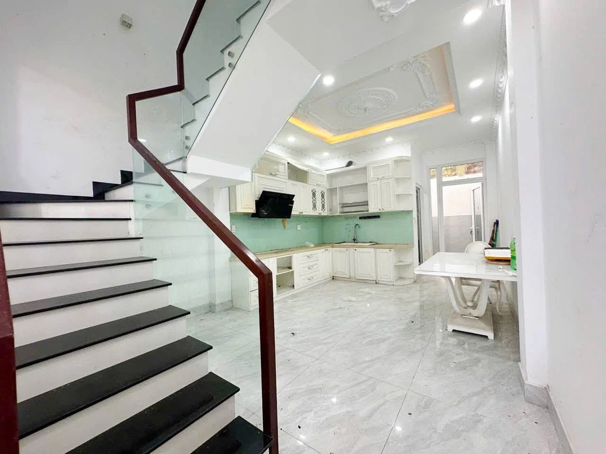 Bán nhà 6PN 68m² Huỳnh Tấn Phát Nhà Bè 6.99 tỷ - Ảnh thu nhỏ 4