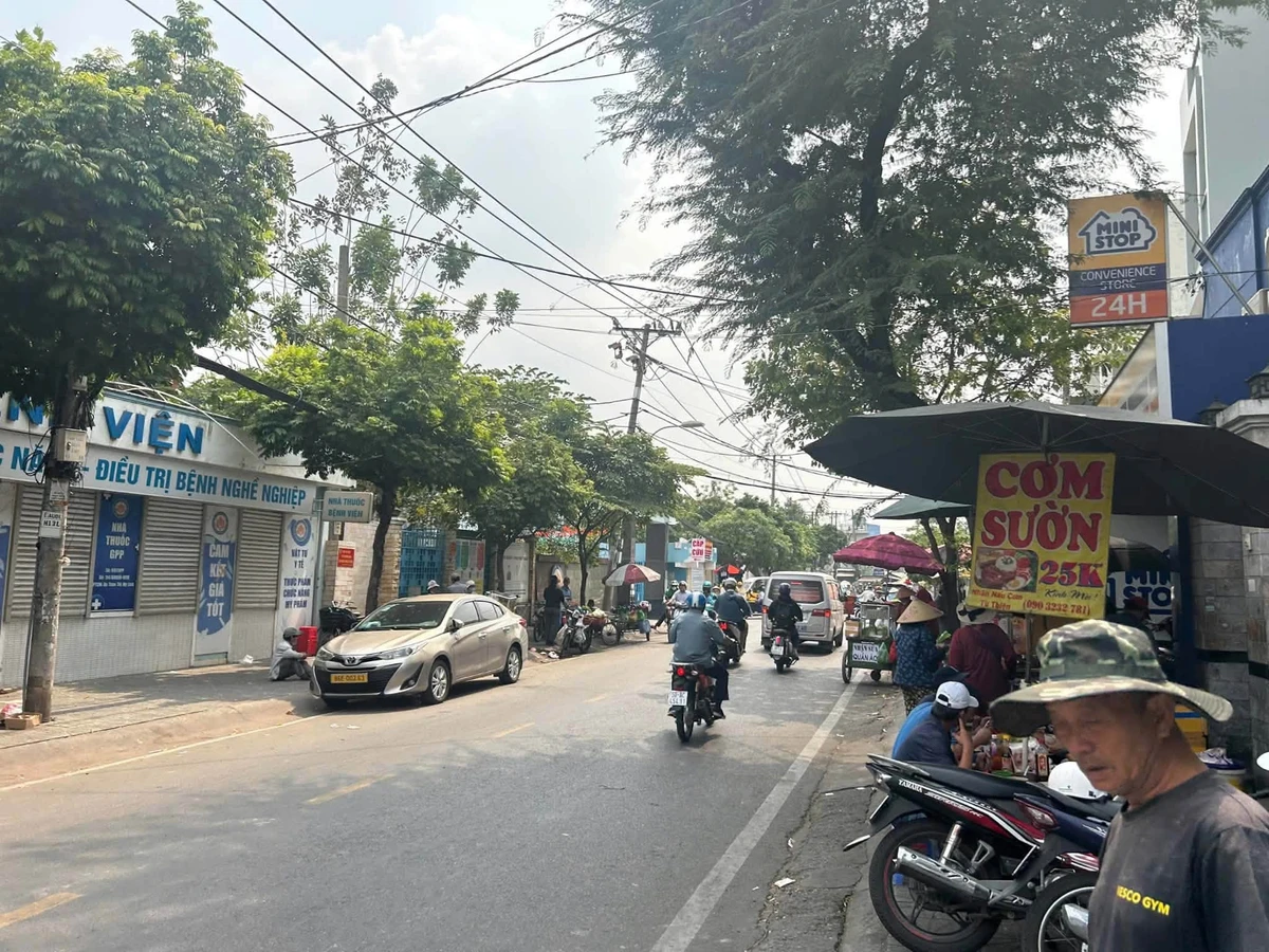 Bán nhà mặt tiền Âu Dương Lân 105m2, 14 tỷ - Ảnh thu nhỏ 5