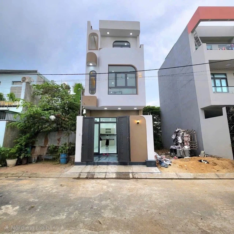 Bán nhà 3 tầng 50m² Nguyễn Xiển gần Vinhomes Quận 9 - Ảnh 1