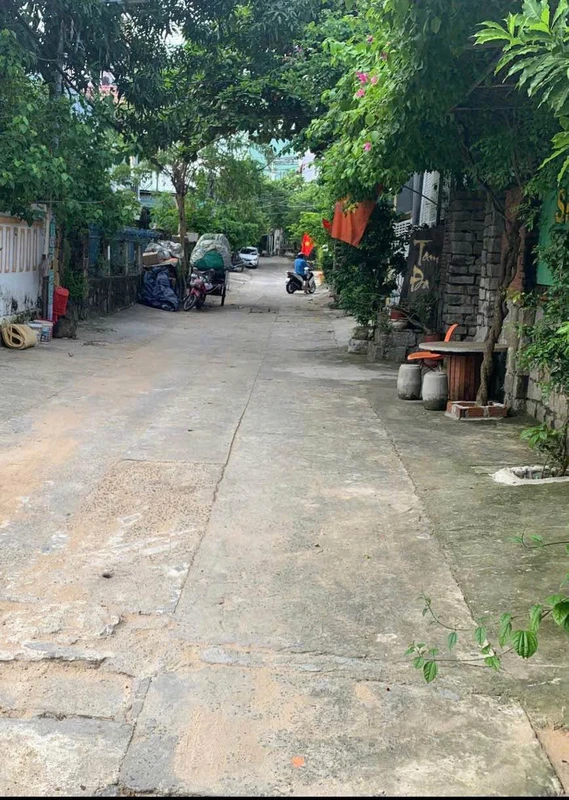 Bán lô đất 94m2 Nguyễn Văn Thoại, Đồng Nai hơn 9 tỷ