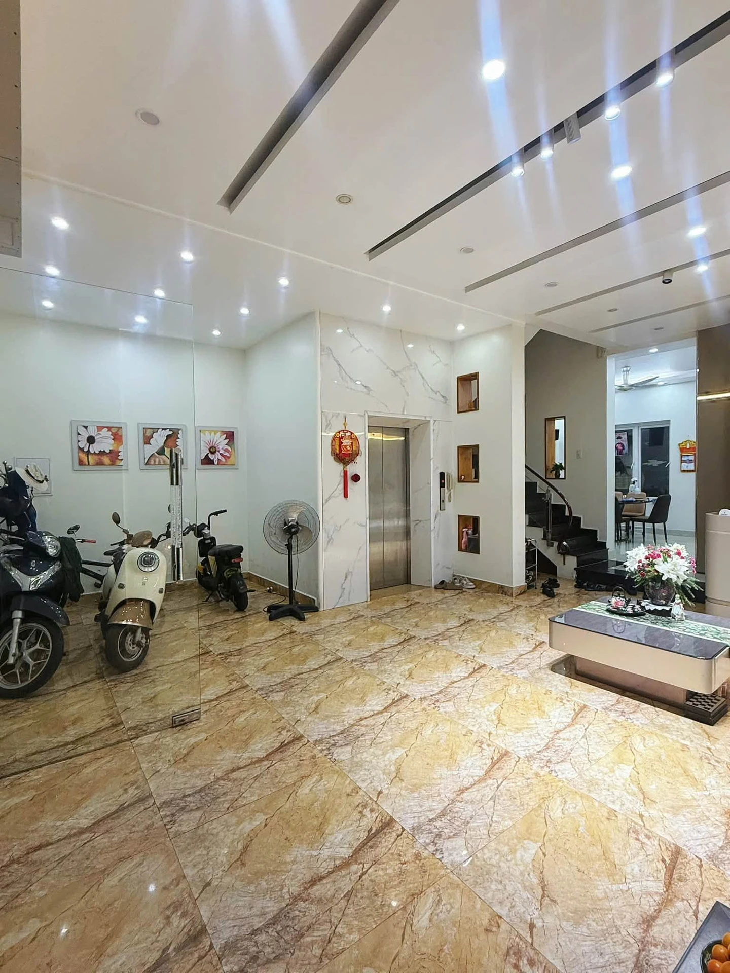 Bán nhà 6,5 tầng phố Cát Cụt 90m² 11,8 tỷ Quận 1 - Ảnh 1
