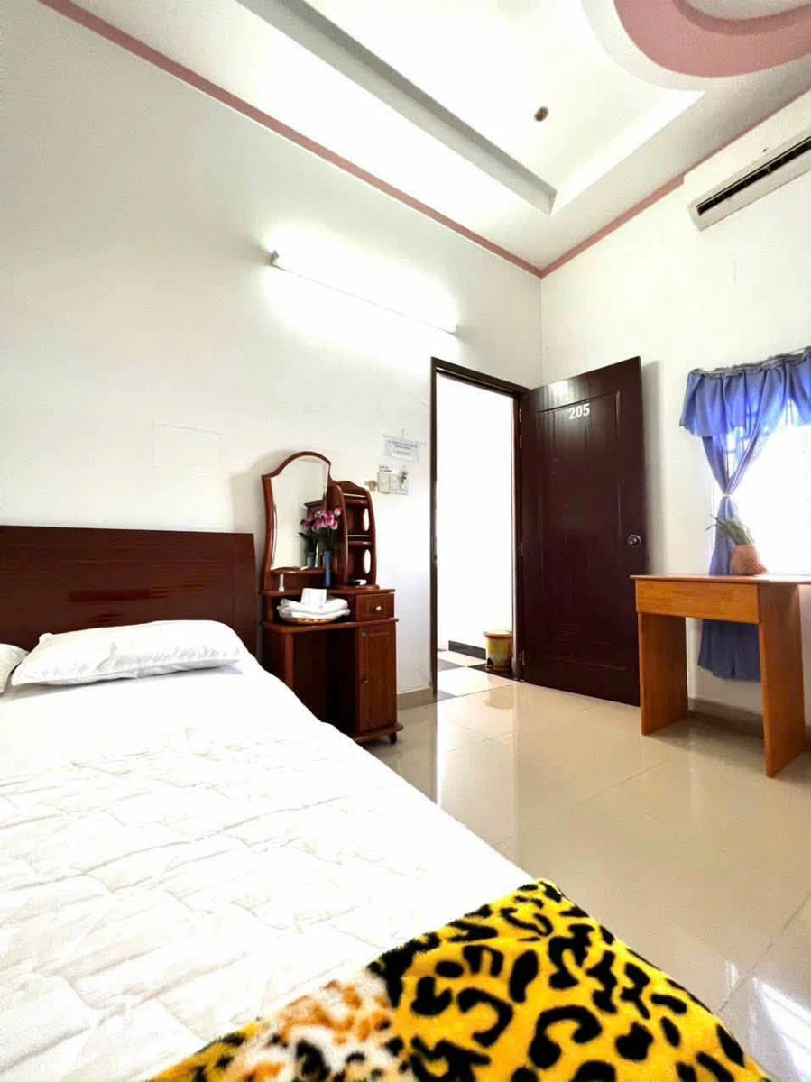 Bán shophouse 12 phòng 207m² mặt tiền Lagi - Ảnh 1