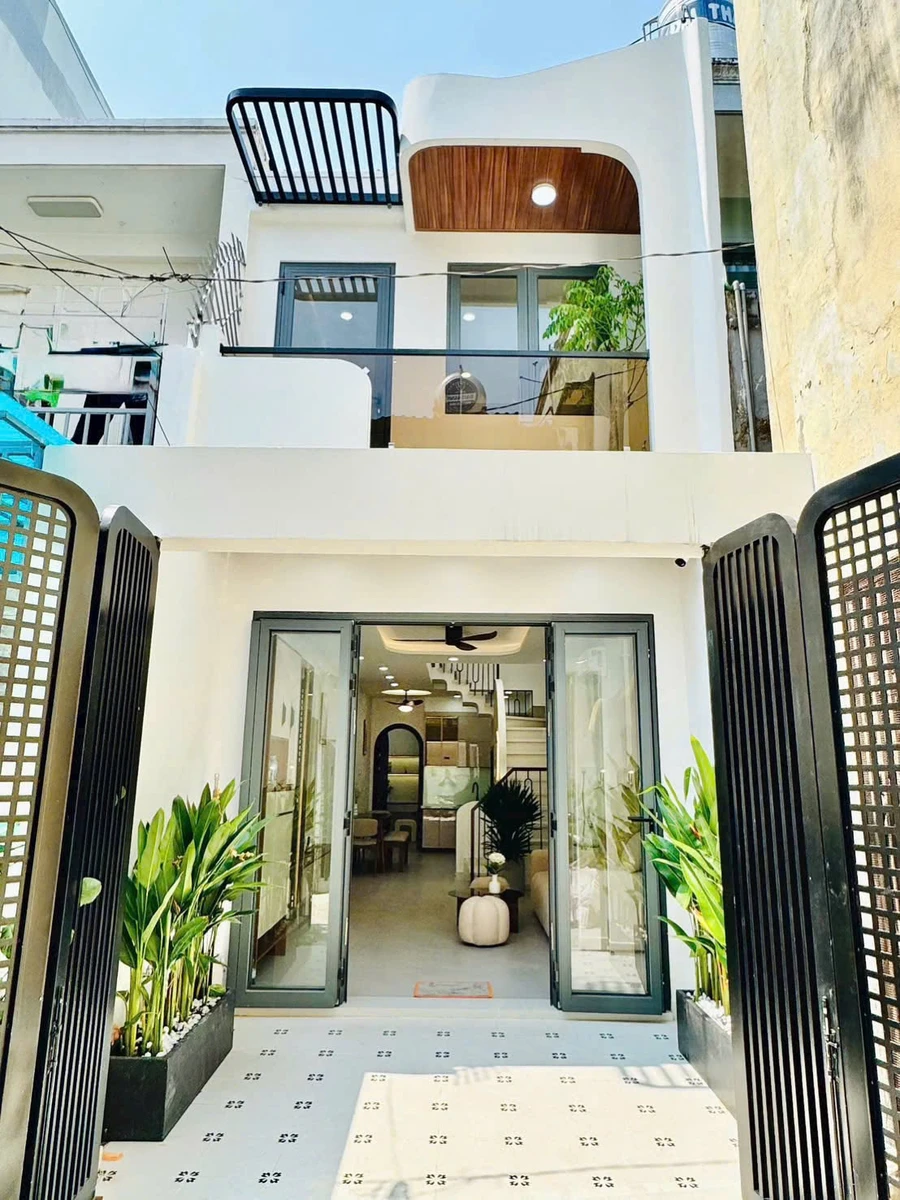 Bán nhà 1 trệt 1 lầu 50m2, 3PN gần Vincom Quang Trung, Gò Vấp, giá 6,18 tỷ - Ảnh 1