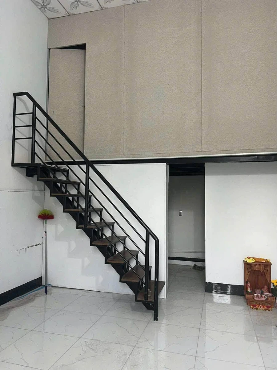 Nhà gác lửng 30m² gần Trần Hưng Đạo, Quận 1 - Ảnh thu nhỏ 3