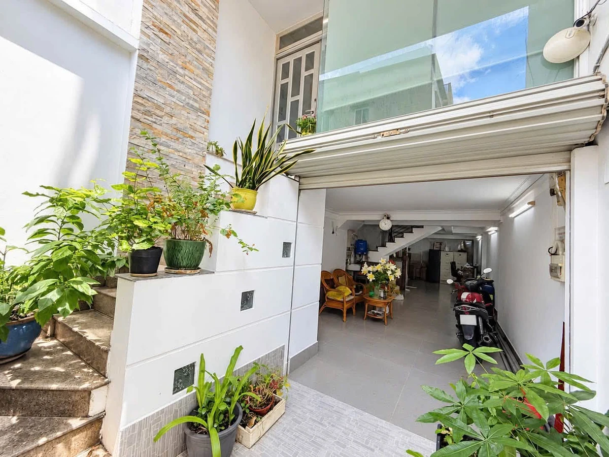 Bán nhà Lê Quang Định, Bình Thạnh, 64m², 4PN, 12 tỷ - Ảnh thu nhỏ 3