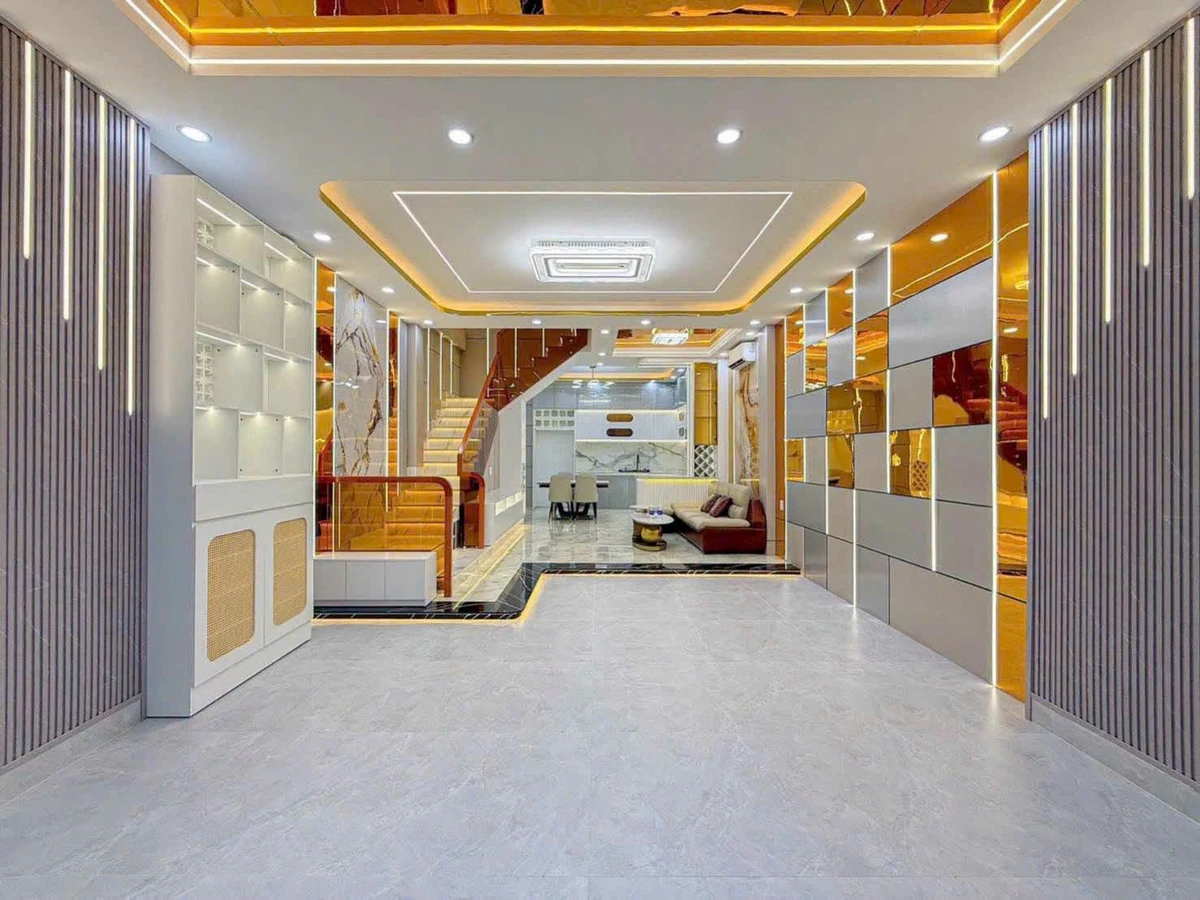 Bán nhà 4 phòng ngủ 60m2 Quận 7 - Ảnh 1