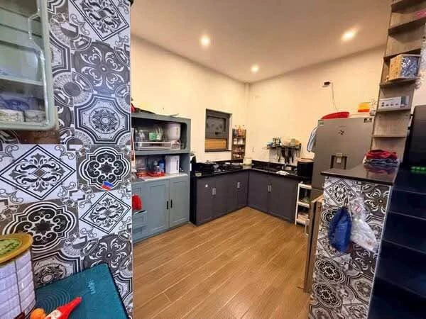 Bán nhà 62m2 2 tầng 2 tỷ 050 Trần Hưng Đạo Quy Nhơn - Ảnh thu nhỏ 3