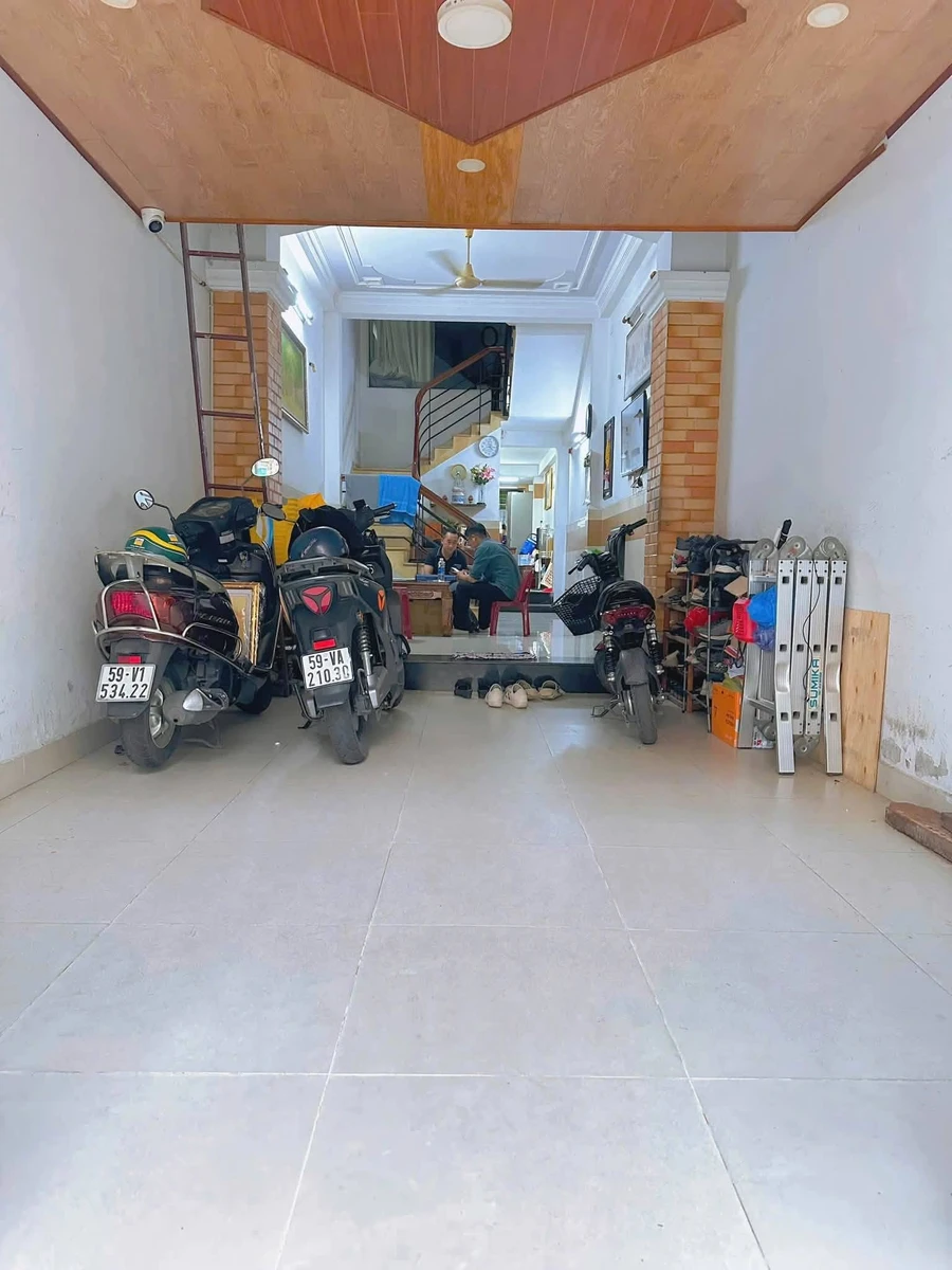 Bán nhà Gò Vấp 72m² 5PN, hẻm xe hơi, 9 tỷ - Ảnh thu nhỏ 4