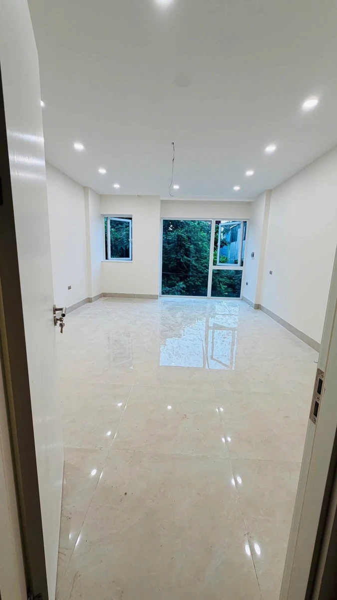 Cho thuê nhà nguyên căn 5 tầng Ngô Gia Tự, 40m², 20 tr/tháng - Ảnh thu nhỏ 2