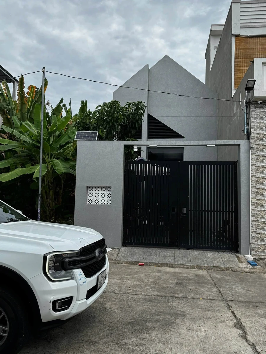 Bán nhà 1 trệt 1 gác lửng 100m² Cao Triều Phát Bà Rịa 2 tỷ 850 - Ảnh thu nhỏ 2