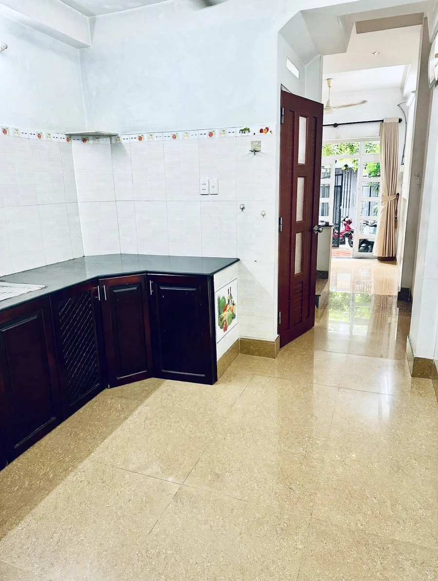 Cho thuê nhà hẻm xe hơi Cách Mạng Tháng 8, Tân Bình, 4PN, 45m², 16tr/tháng - Ảnh thu nhỏ 3