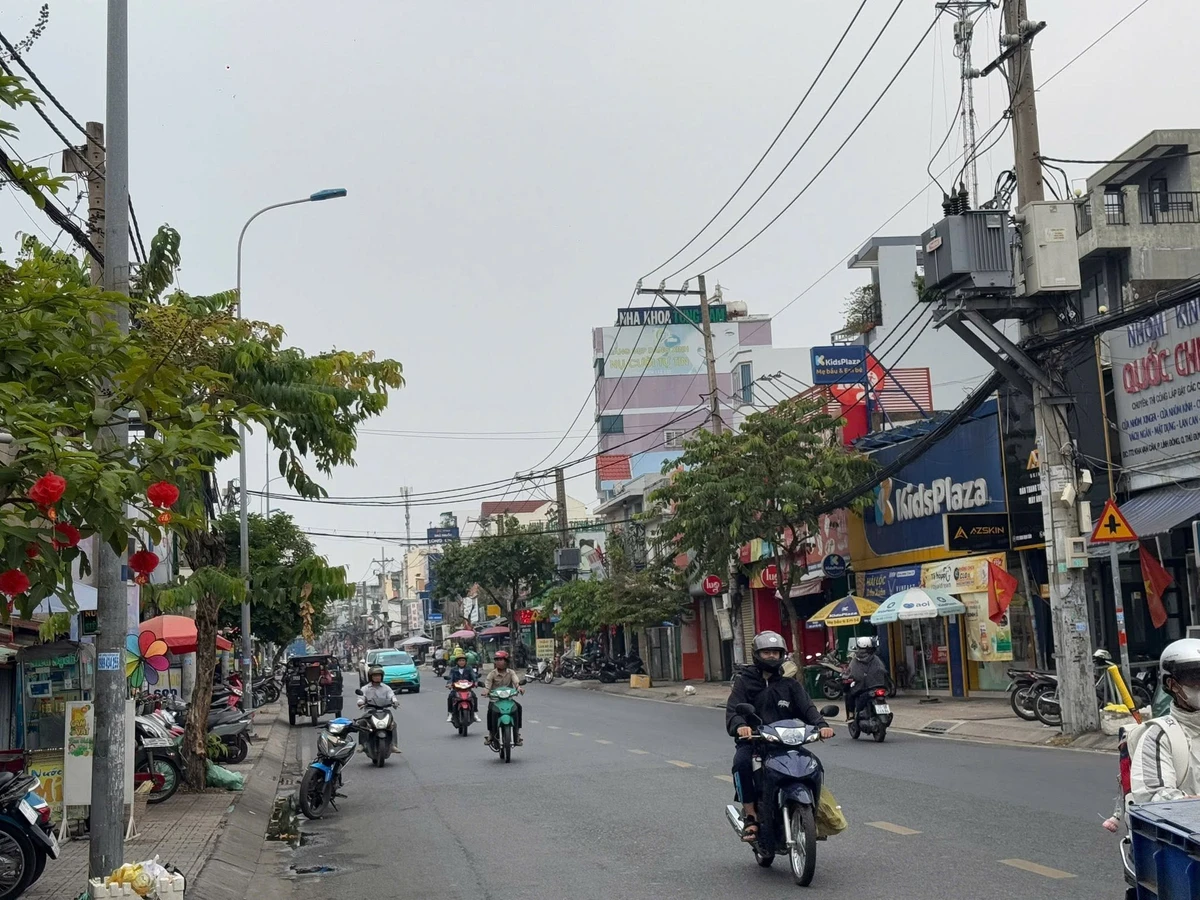 Bán mặt tiền đất Trường Thọ Thủ Đức 172m2 giá 90tr/m2 - Ảnh thu nhỏ 2