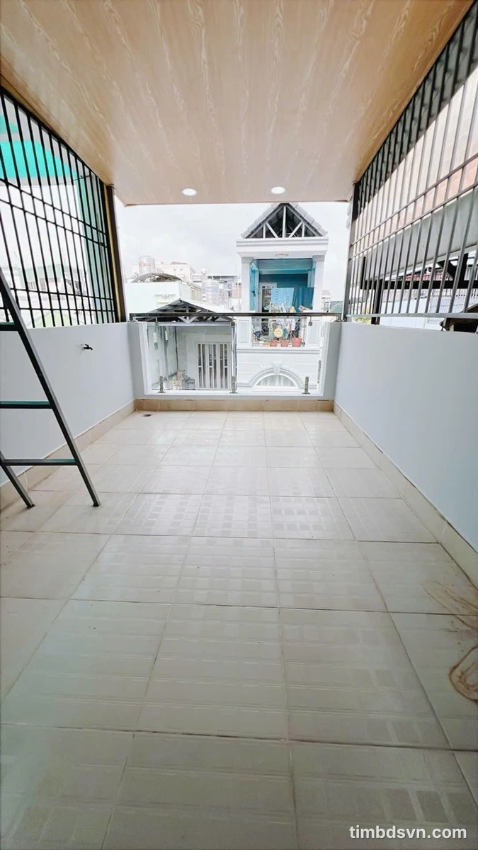 Bán nhà phố 70m² 3 phòng ngủ gần Khánh Hội Quận 4 - Ảnh thu nhỏ 5