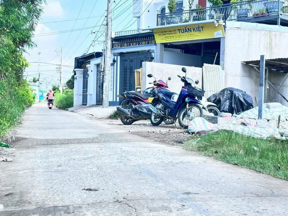 Bán đất thổ cư 200m² mặt tiền đường Lê Thị Cẩn, Cần Giuộc, 2 tỷ 050 triệu - Ảnh thu nhỏ 3