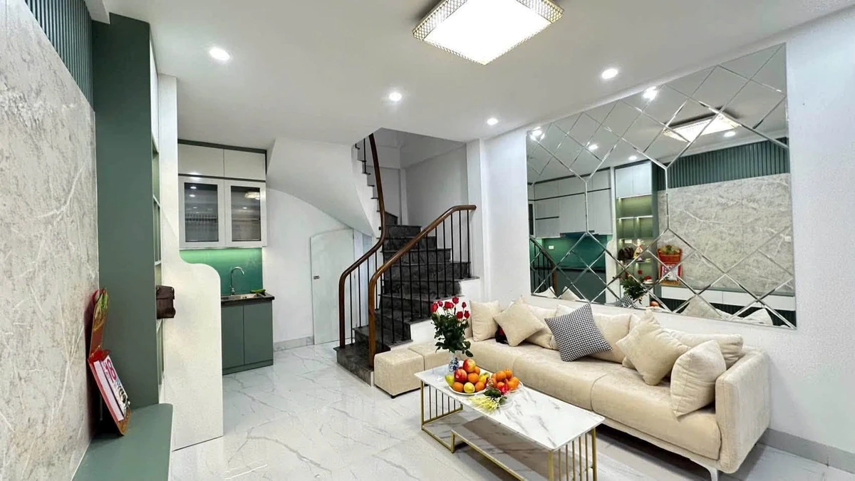 Nhà phố bán Lĩnh Nam 28m² 6 tầng 5 tỷ 980 - Ảnh thu nhỏ 3