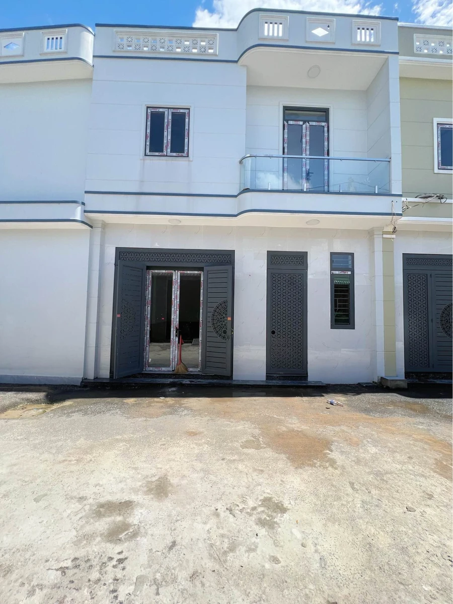 Bán nhà sổ riêng 3PN 70m² giá 2 tỷ 800 triệu Đồng Nai - Ảnh thu nhỏ 2