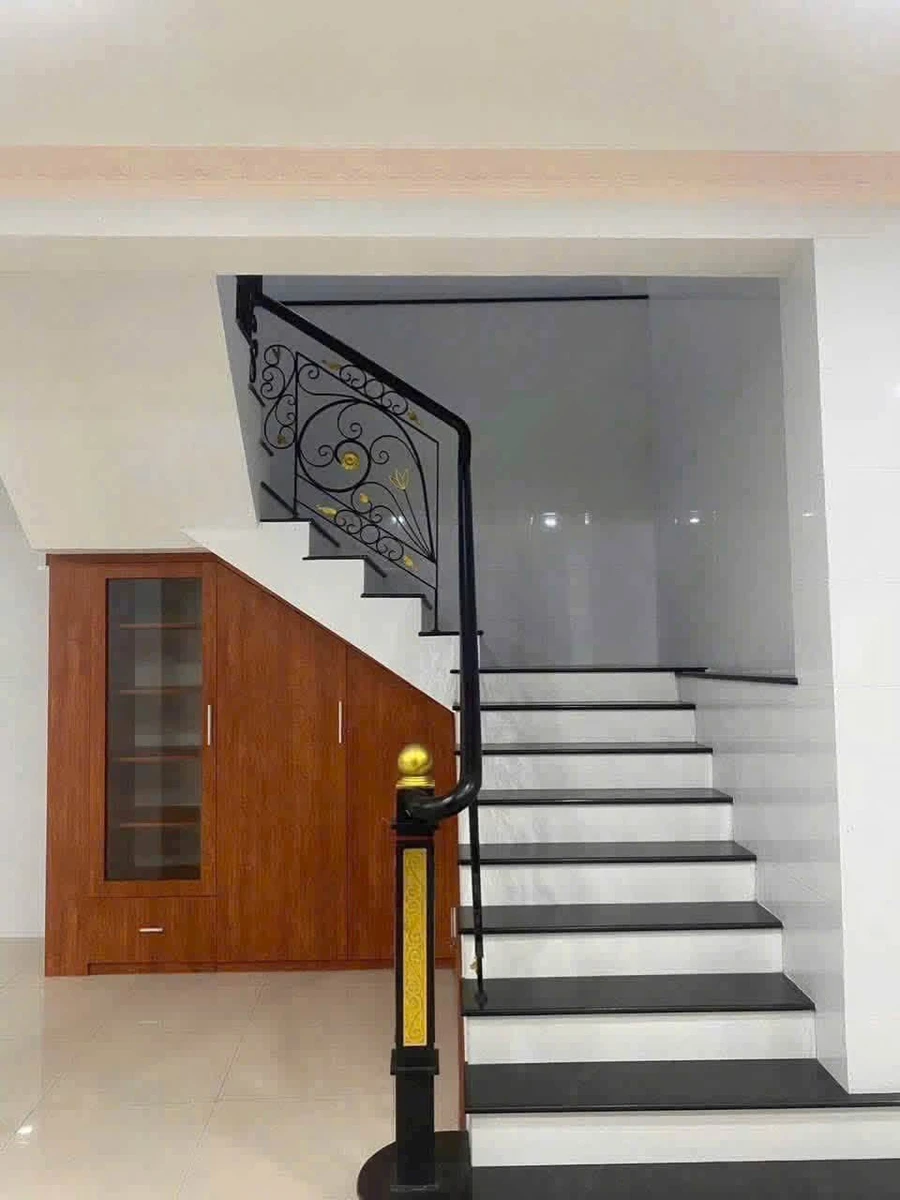 Bán nhà nguyên căn 5 phòng ngủ full nội thất 121m2 Bến Tre - Ảnh thu nhỏ 3