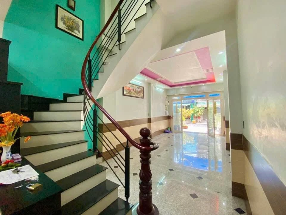 Bán nhà mặt tiền kinh doanh 128m2 Võ Thành Trang, Tân Bình - Ảnh thu nhỏ 2