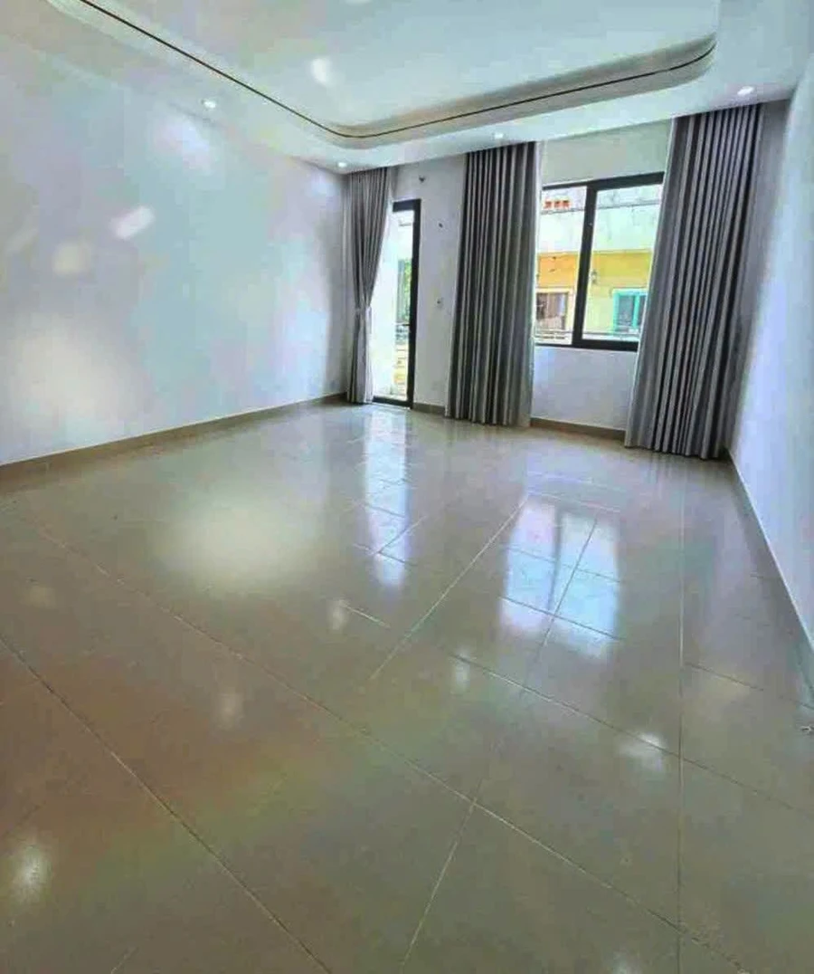 Bán nhà mặt tiền đường 8m 4x11m 1 trệt 1 lầu 3PN gần Lê Thúc Hoạch, Tân Phú, giá hơn 7 tỷ - Ảnh thu nhỏ 4