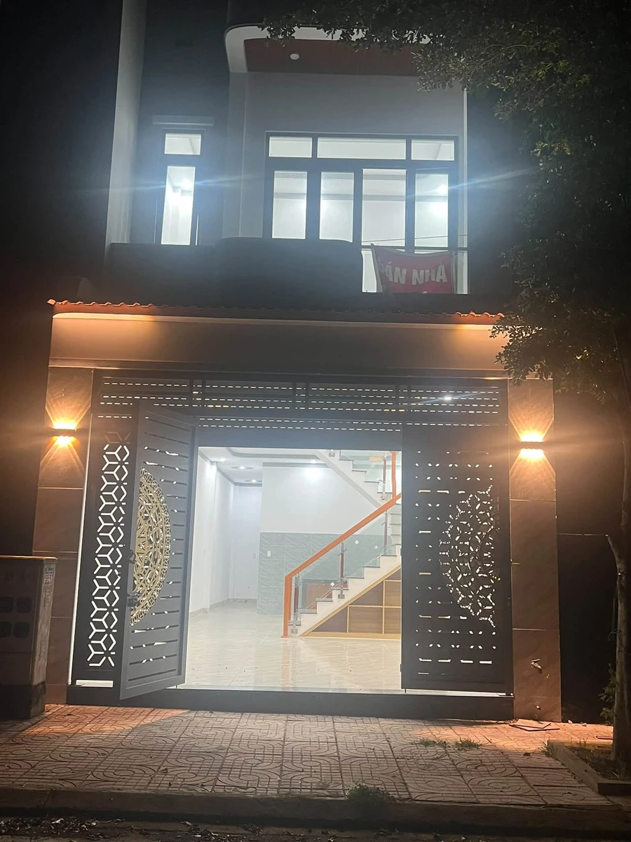 Bán nhà 1 trệt 1 lầu 5x16m, 3 phòng ngủ, giá 2,28 tỷ, KĐT Phương Trường An Bến Cát - Ảnh thu nhỏ 2