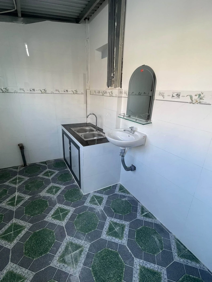 Bán nhà mặt tiền Nguyễn Tất Thành 62 m2, Tuy Hoà 2,69 tỷ - Ảnh thu nhỏ 4