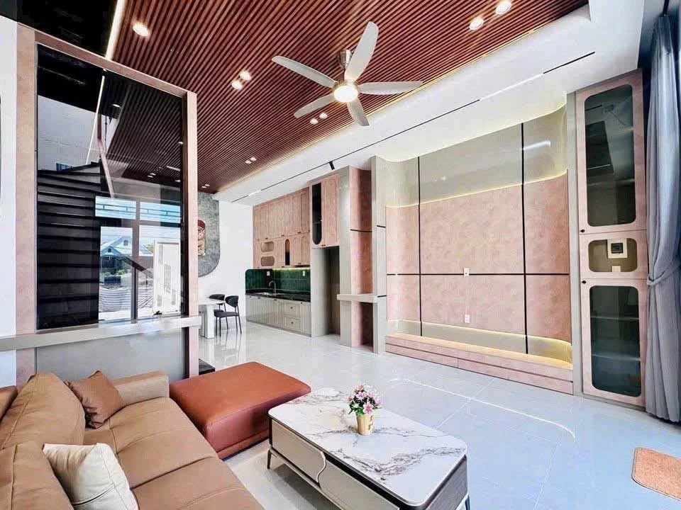 Bán nhà lầu thổ cư Phường Tân Hiệp 90m² 4 tỷ 250 triệu - Ảnh thu nhỏ 3
