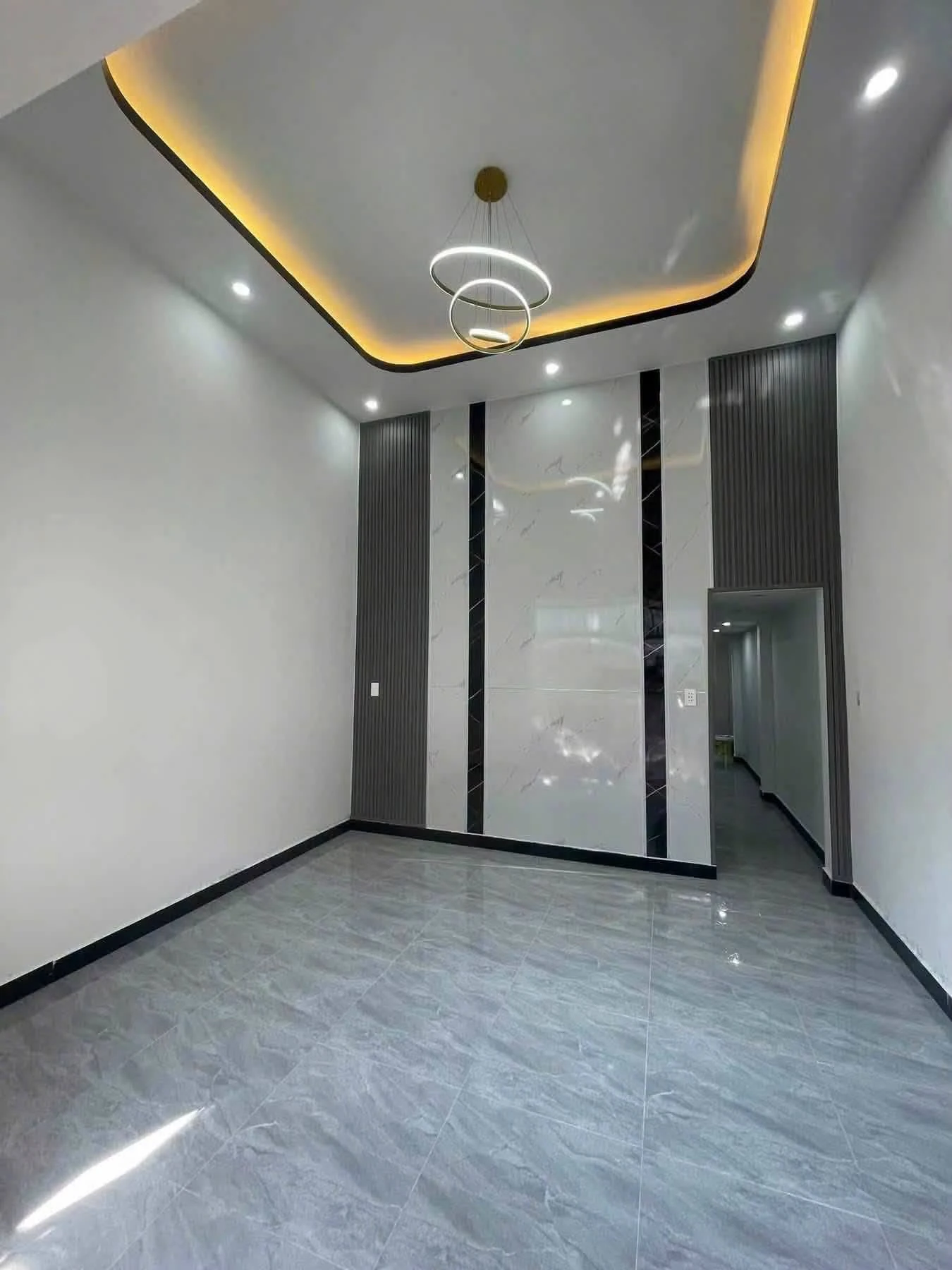 Bán nhà 50m2 3 PN 2 WC Tân Đông Hiệp, 1 tỷ 380 triệu - Ảnh 1