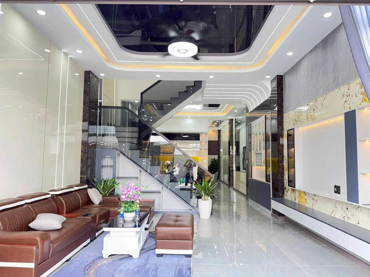 Bán nhà hẻm Nguyễn Bính 110m², 4PN, phường Đông Hòa, giá 6,95 tỷ - Ảnh thu nhỏ 3