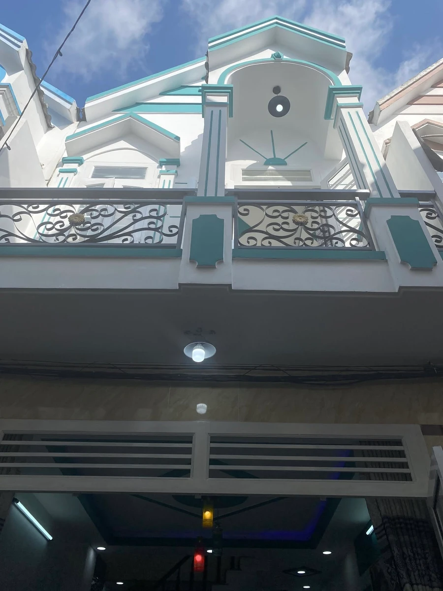 Bán nhà 2PN 55m² mặt tiền Quận 12 giá 625 triệu - Ảnh 1