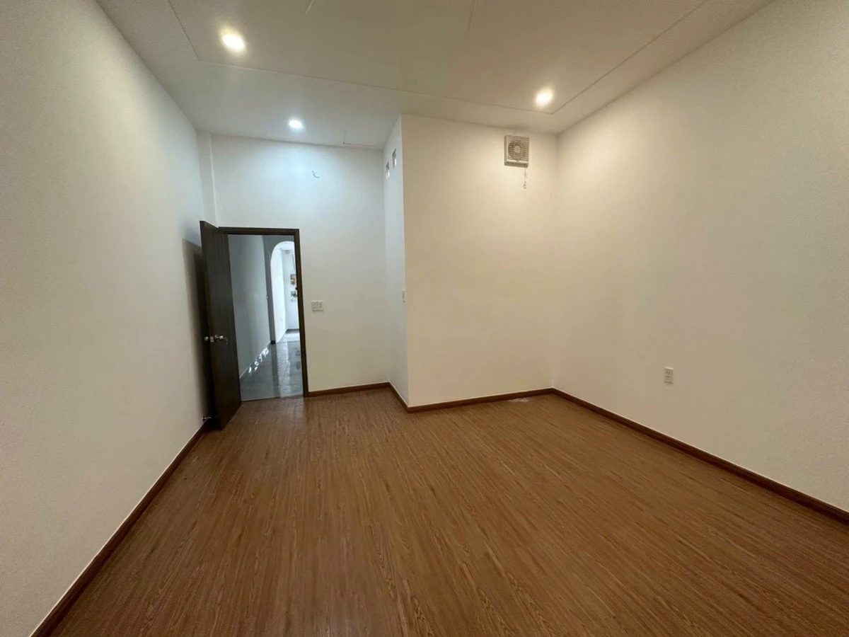 Bán nhà hẻm xe hơi Lê Văn Khương 4.3x17.5m, 4.3 tỷ, gần chợ Thiết Quận 12 - Ảnh thu nhỏ 5