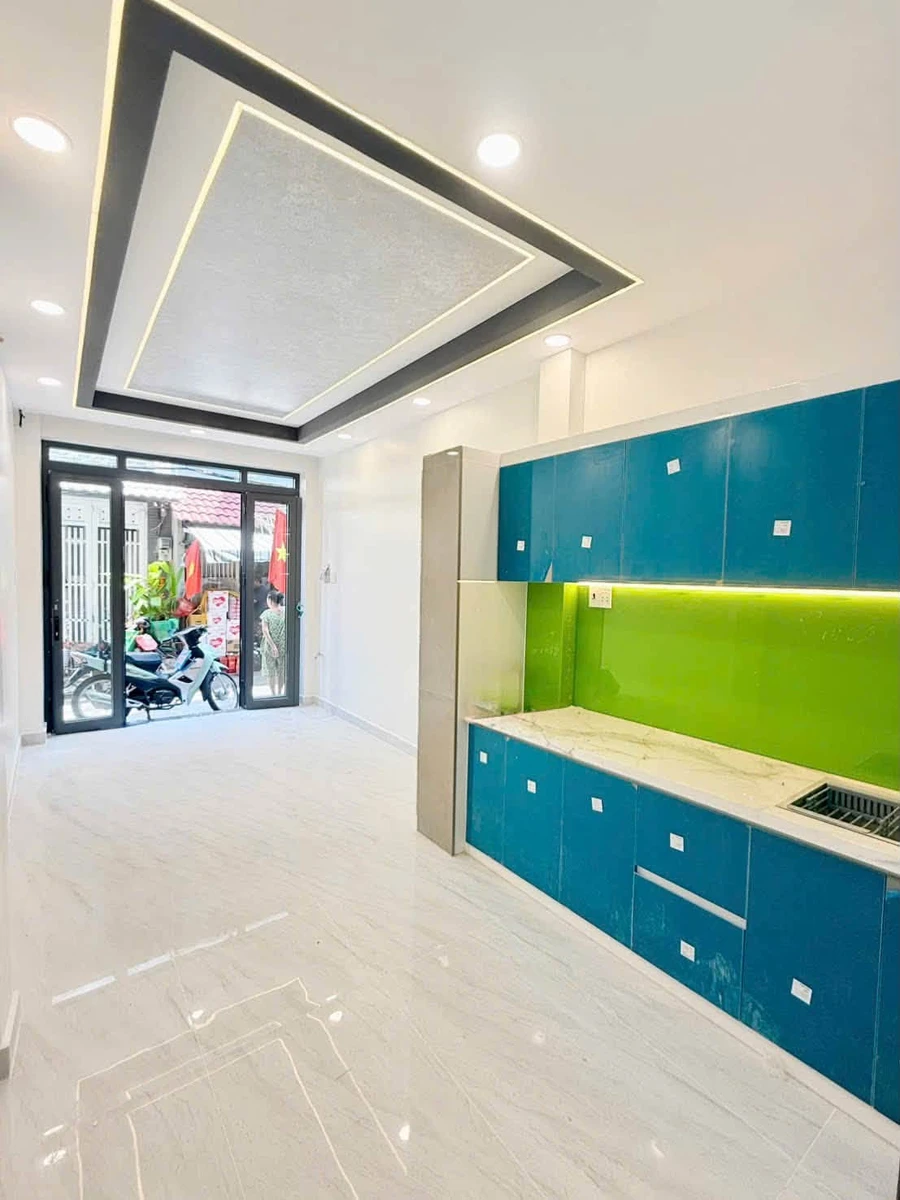 Bán nhà 2 lầu 88m² Quận 4 giá 5 tỷ 299 triệu - Ảnh thu nhỏ 5