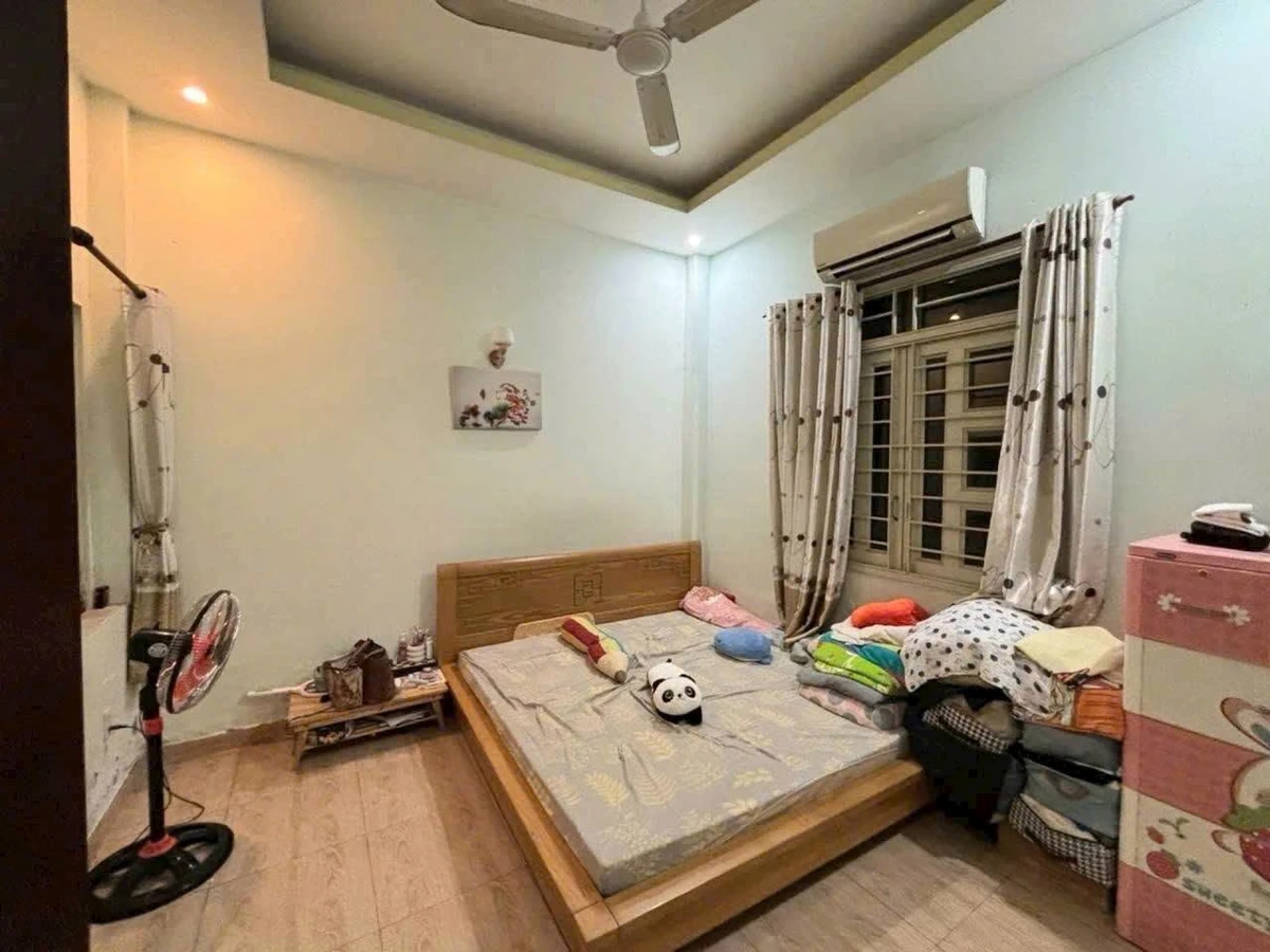 Bán nhà mặt tiền Nguyễn Thị Thập Q.7 125m2 4PN giá 9.19 tỷ - Ảnh thu nhỏ 4