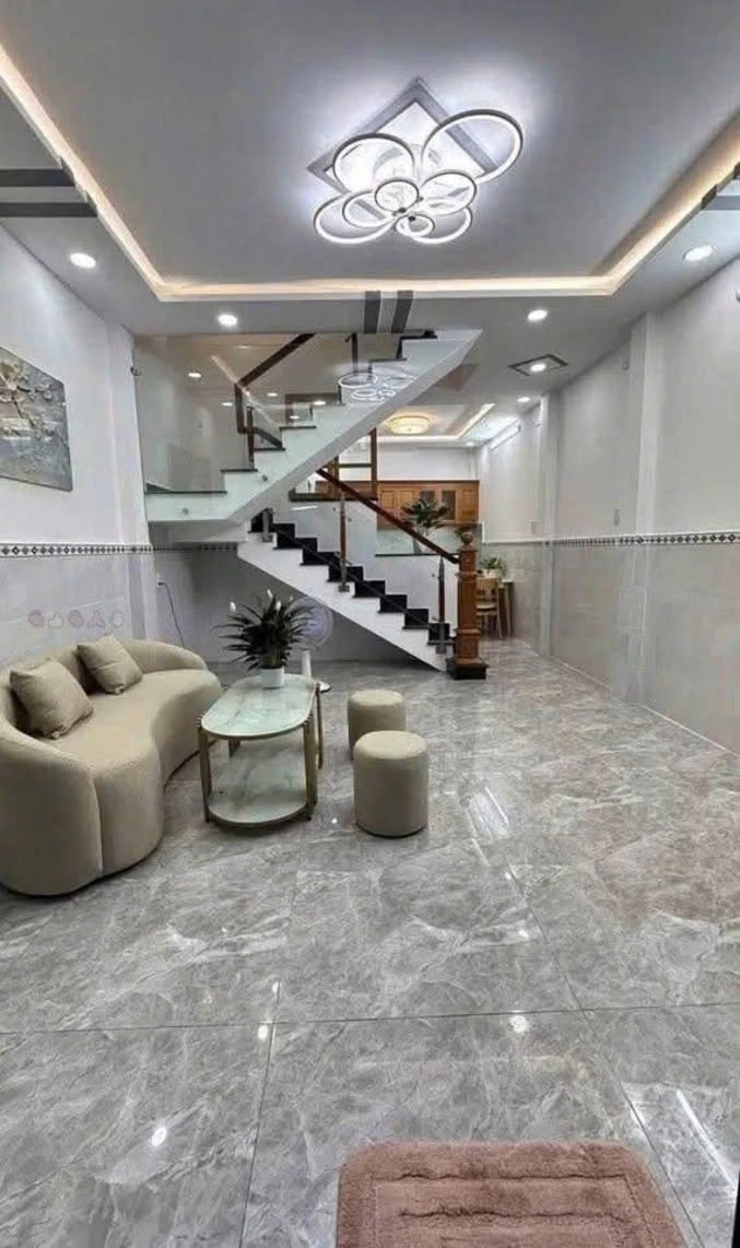 Bán nhà hẻm xe hơi 2 tầng 3PN 45m2 khu Bàu Cát, Tân Bình, nhỉnh 5 tỷ - Ảnh 1