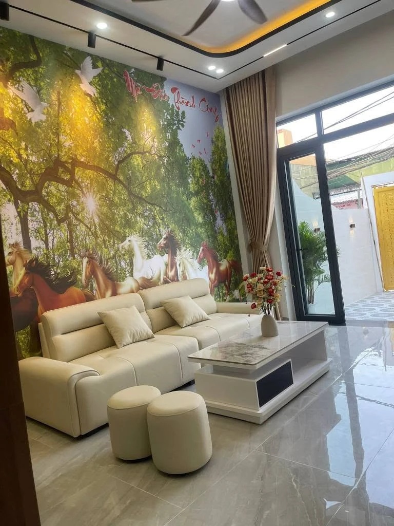 Bán nhà 3 tầng 260m2, 4PN 4WC, Quận 1 - Ảnh thu nhỏ 2