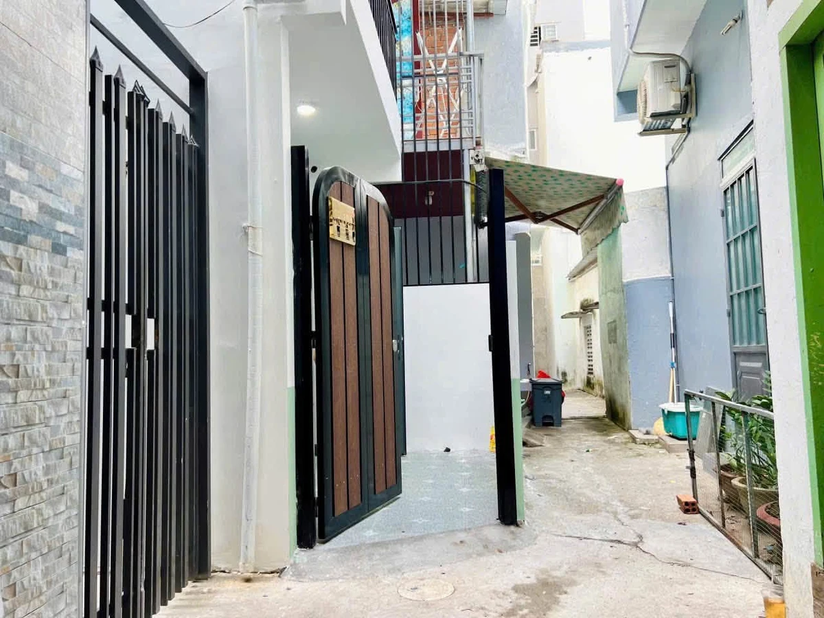 Bán nhà 3 tầng 33,8m² phố Tây Nha Trang 4,85 tỷ - Ảnh thu nhỏ 2