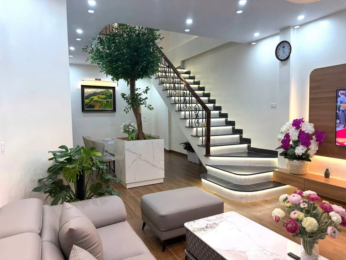 Bán nhà 3 tầng 67m2 Hùng Vương Việt Trì 4 tỷ 450 triệu - Ảnh thu nhỏ 4