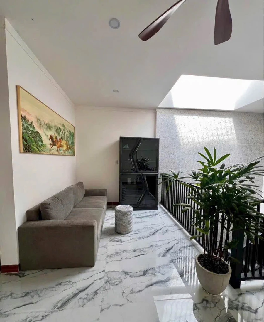 Bán nhà 1 trệt 1 lầu Buôn H'Đớk, 160m², 3,75 tỷ - Ảnh thu nhỏ 3